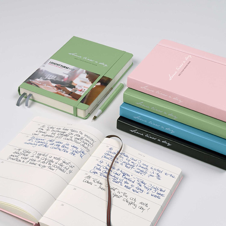 LEUCHTTURM1917 Some Lines a Day系列 5年日記本 A5/黑色