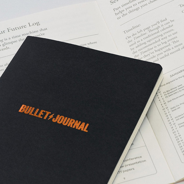 𝐋𝐄𝐔𝐂𝐇𝐓𝐓𝐔𝐑𝐌𝟏𝟗𝟏𝟕 Bullet Journal 子彈日記/子彈筆記本 A5/硬皮/粉/點狀/第二代/烙印 #363573