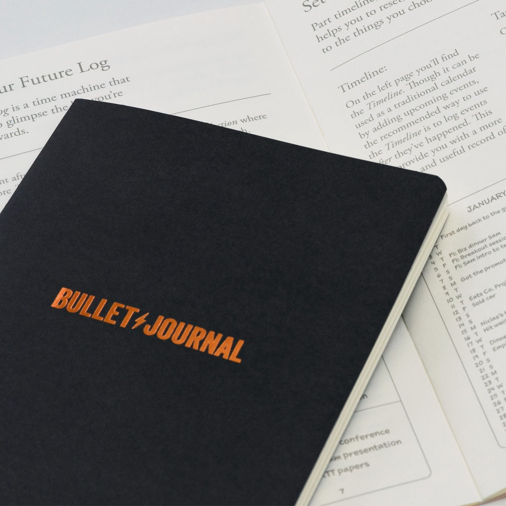 𝐋𝐄𝐔𝐂𝐇𝐓𝐓𝐔𝐑𝐌𝟏𝟗𝟏𝟕 Bullet Journal 子彈日記/子彈筆記本 A5/硬皮/黑/點狀/第二代/烙印 #363572