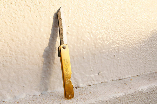 肥後守小刀鋼材指南：哪種最適合你的使用習慣？