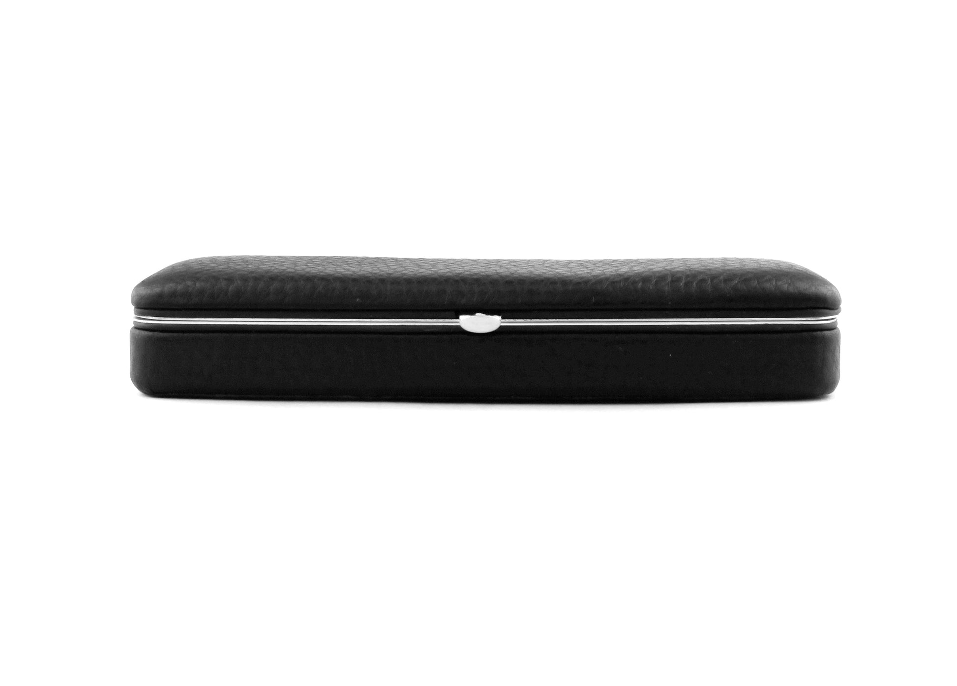 Front profile of the closed F. Hammann 3883 leather case, showcasing the signature ultra-slim 2cm metal frame and snap closure.