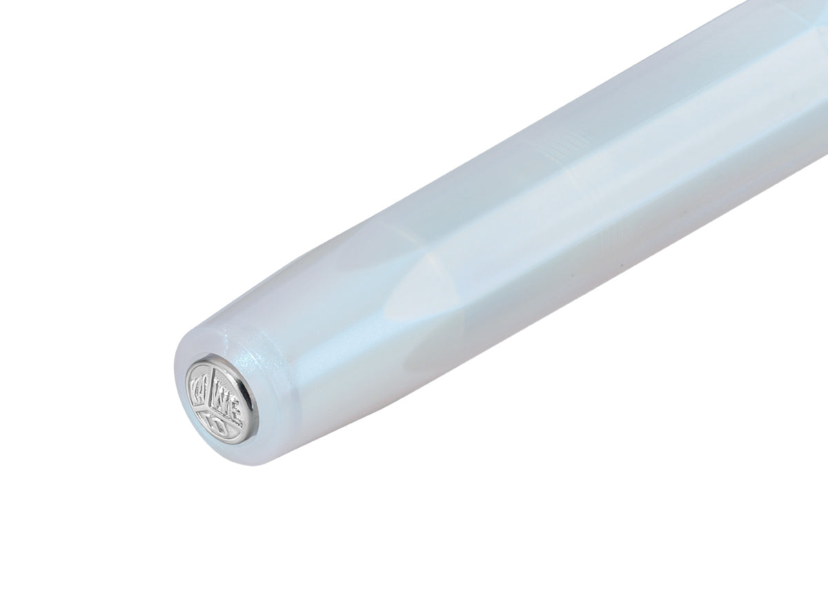 德國KAWECO LUNAR Sport系列鋼筆 月光泊藍 Light Blue — 筆桿尾端特寫