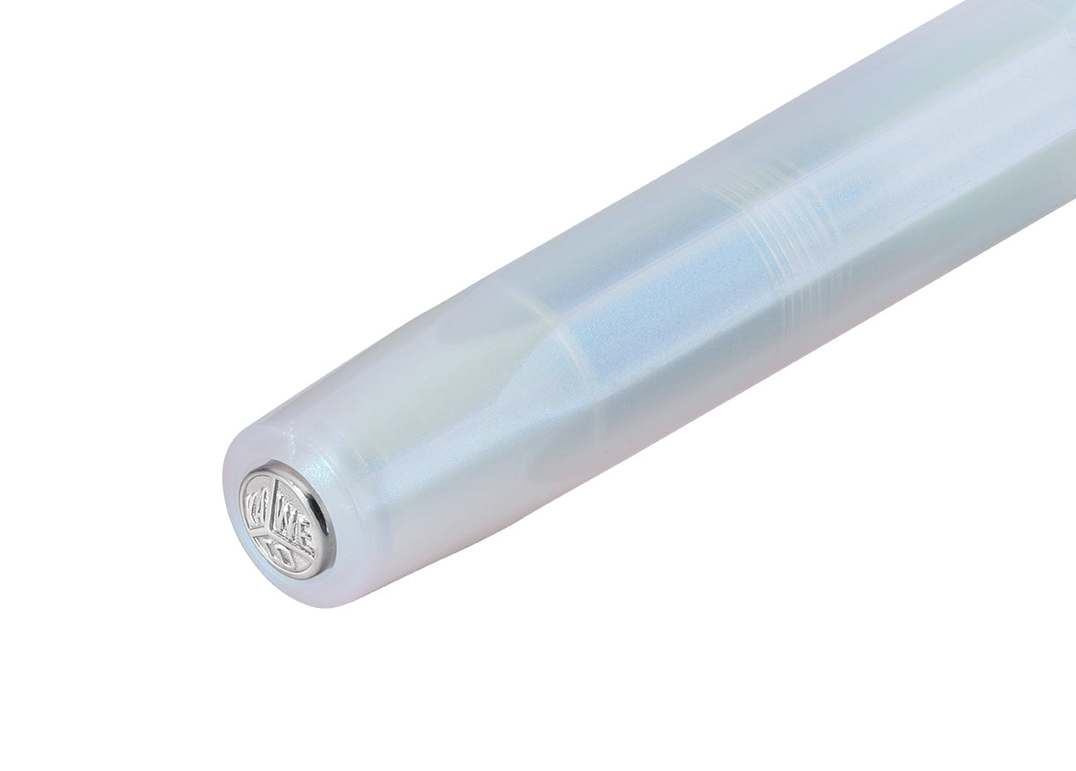 德國KAWECO LUNAR Sport系列鋼筆 月光泊藍 Light Blue — 蓋上筆蓋筆尖特寫