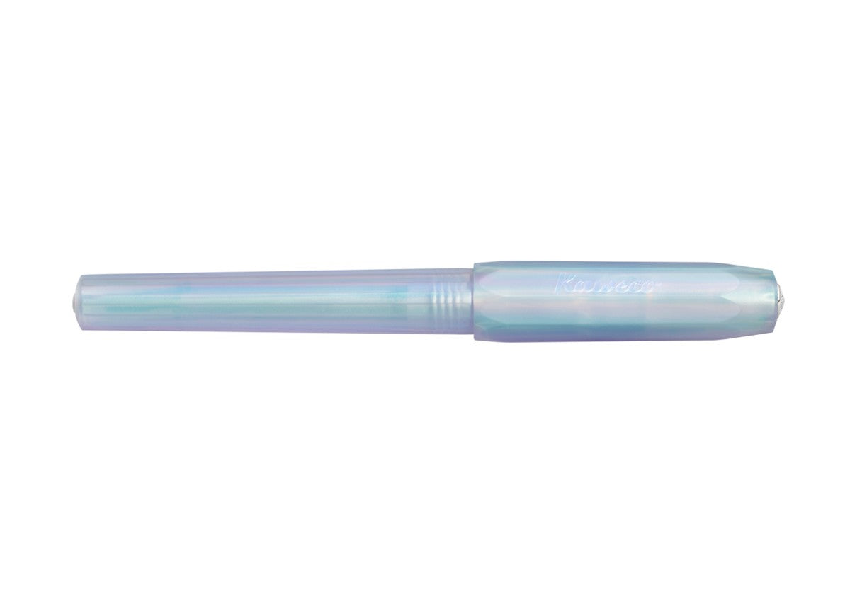 德國KAWECO PERKEO系列鋼珠筆 彩虹珍珠白 — 蓋上筆蓋的全貌
